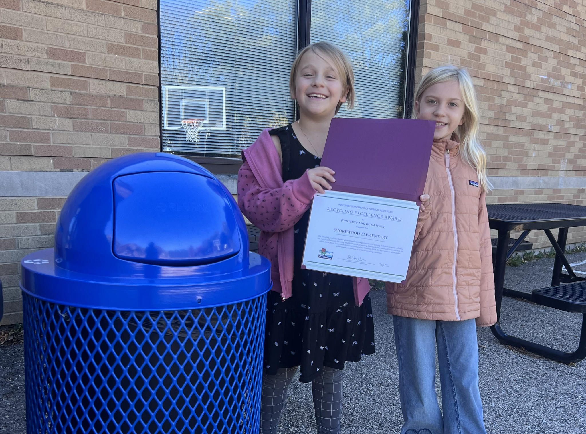 Second grade students, Margaret and Louisa, from Shorewood Elementary
