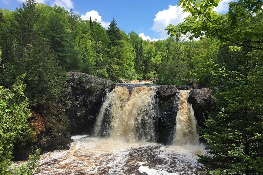 Parks_Topic-Image_Pattison-Waterfall.de North Country National Scenic Trail (Engels: 