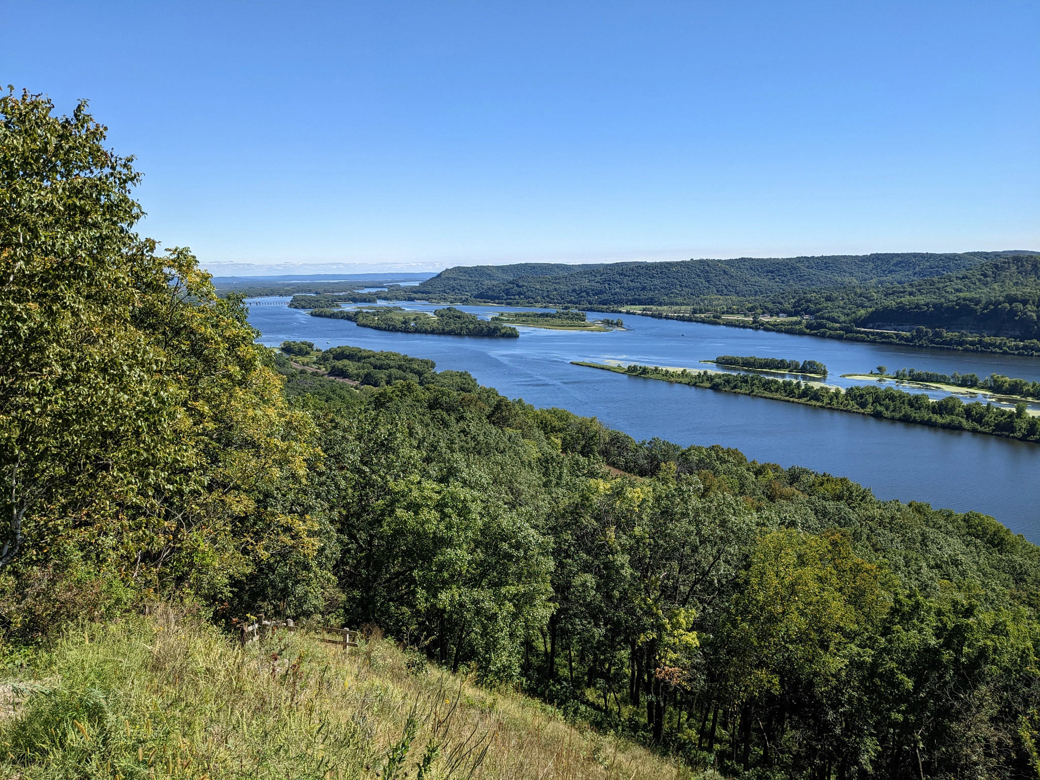 View of the Mississippi River and bluffs from Perrot State Park