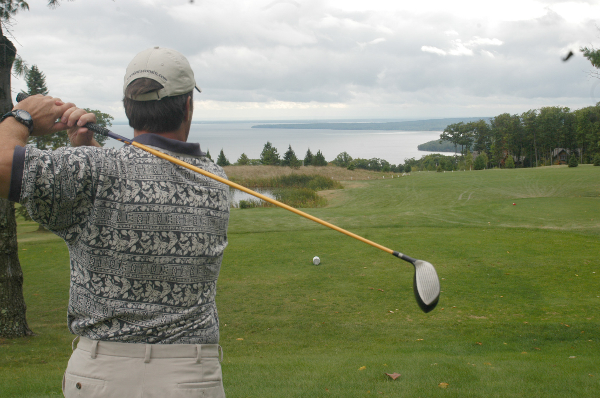 Play golf at Peninsula State Park